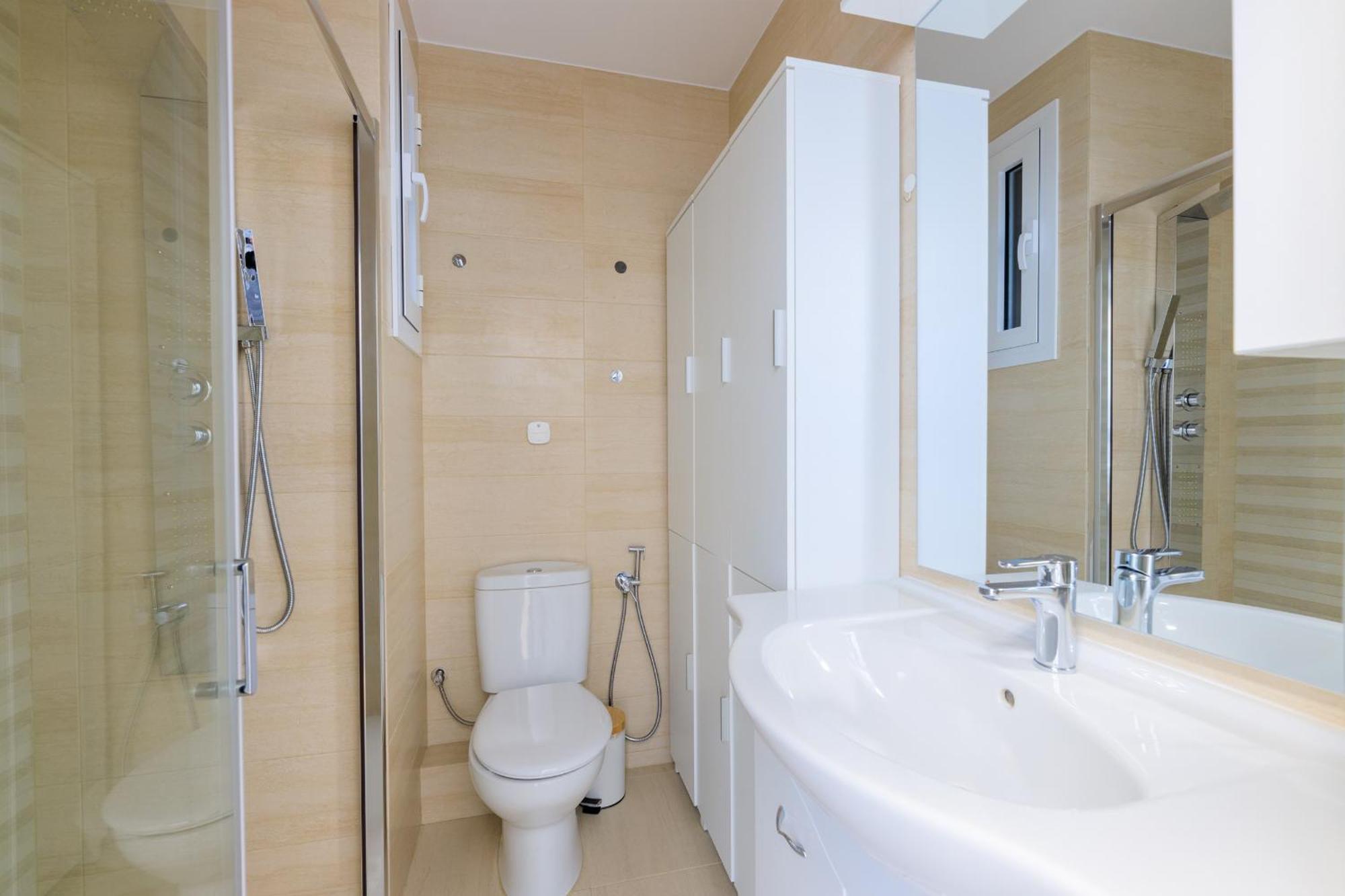 Appartamento Aparteasy - Private Terrace, 3 Bedrooms, Eixample Barcellona